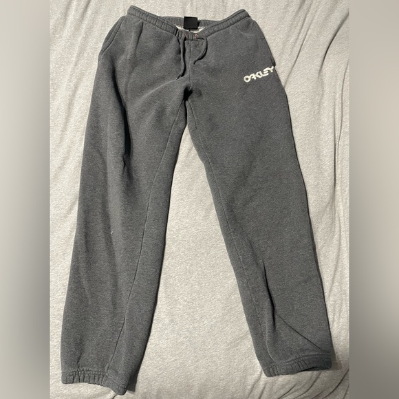 Oakley sweat pants - Picture 1 of 3